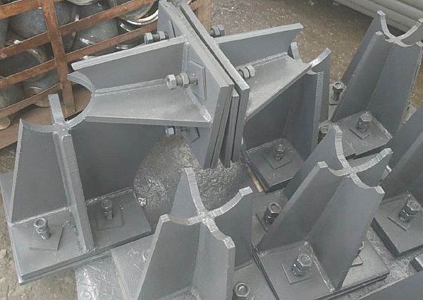 河东煤棚网架双向支座